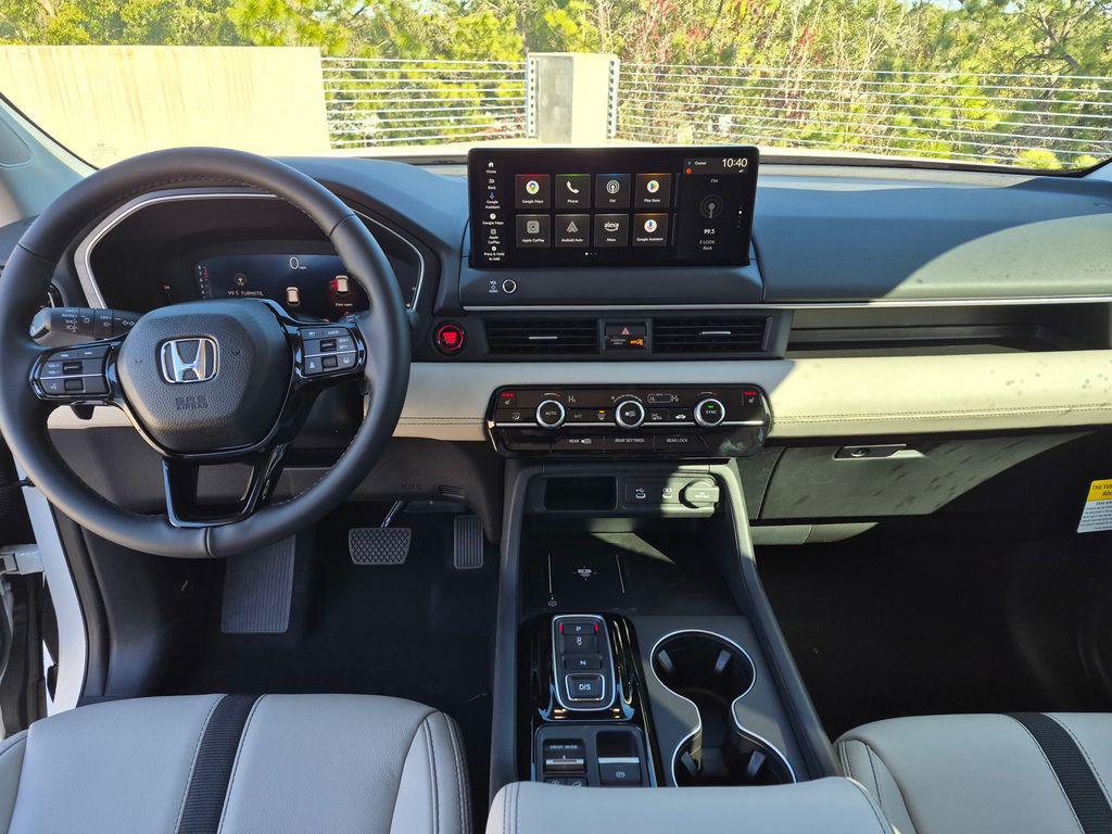 new 2026 Honda Pilot car, priced at $44,526
