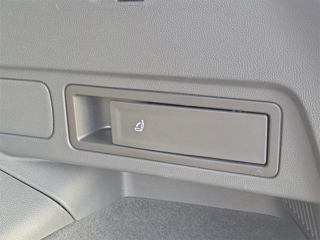 used 2020 Volkswagen Tiguan car, priced at $21,137