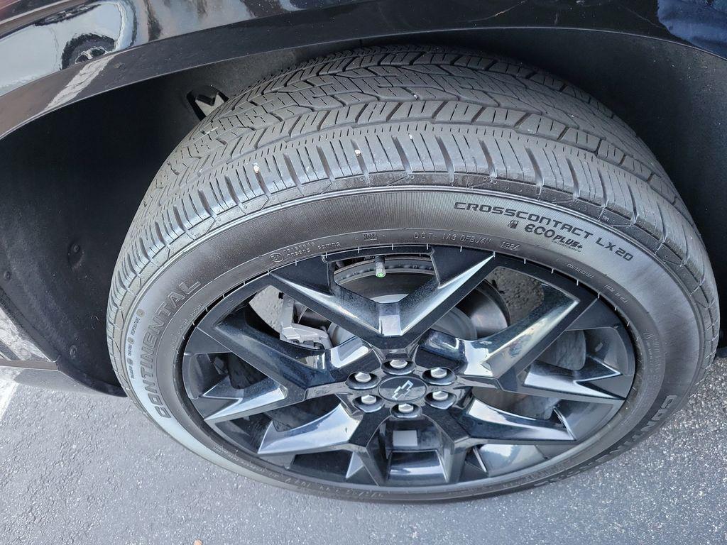 used 2024 Chevrolet Traverse car, priced at $44,358