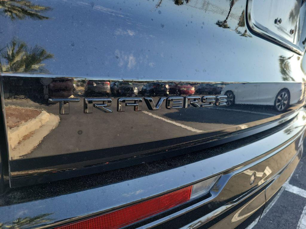 used 2024 Chevrolet Traverse car, priced at $44,358