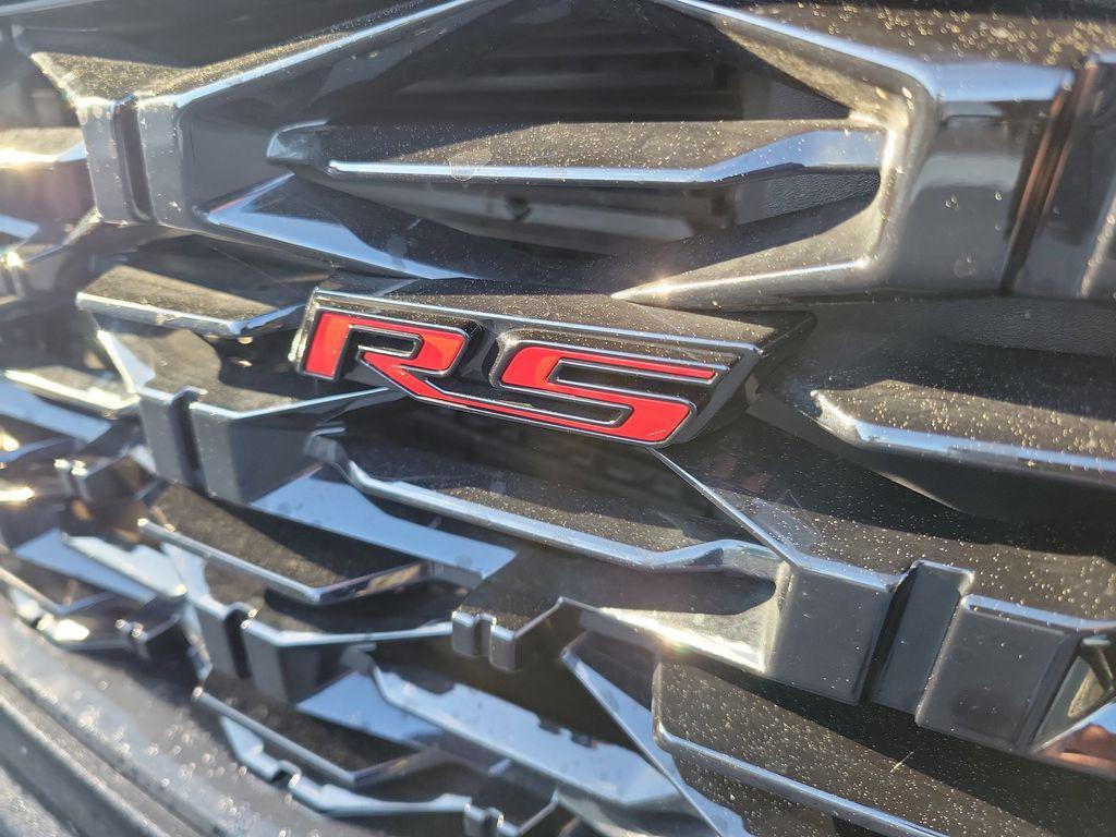 used 2024 Chevrolet Traverse car, priced at $44,358