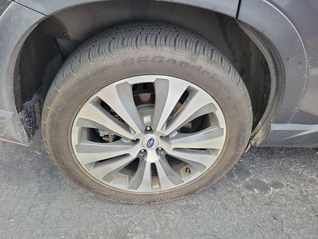 used 2020 Subaru Ascent car, priced at $17,334