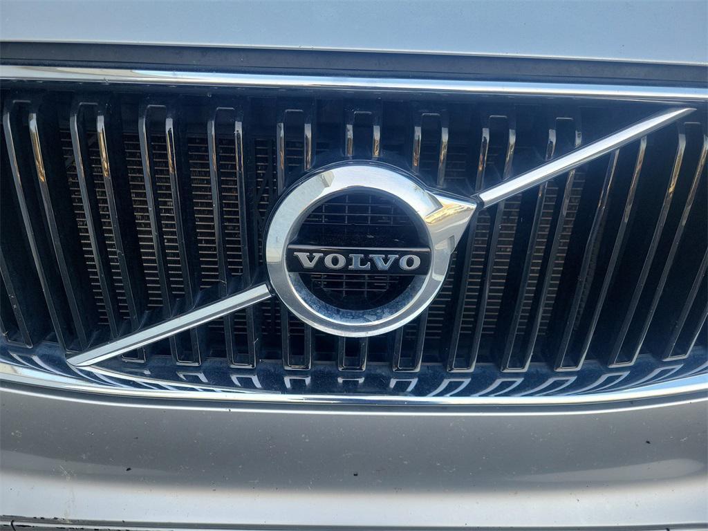 used 2016 Volvo XC90 car, priced at $10,450