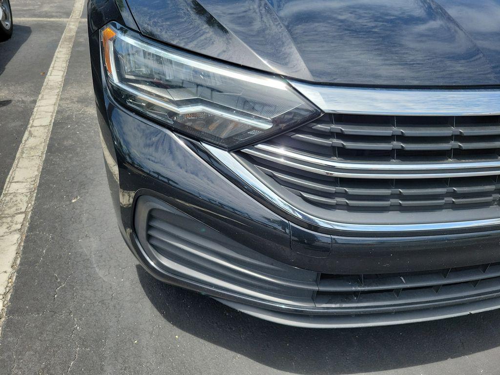 used 2024 Volkswagen Jetta car, priced at $16,862