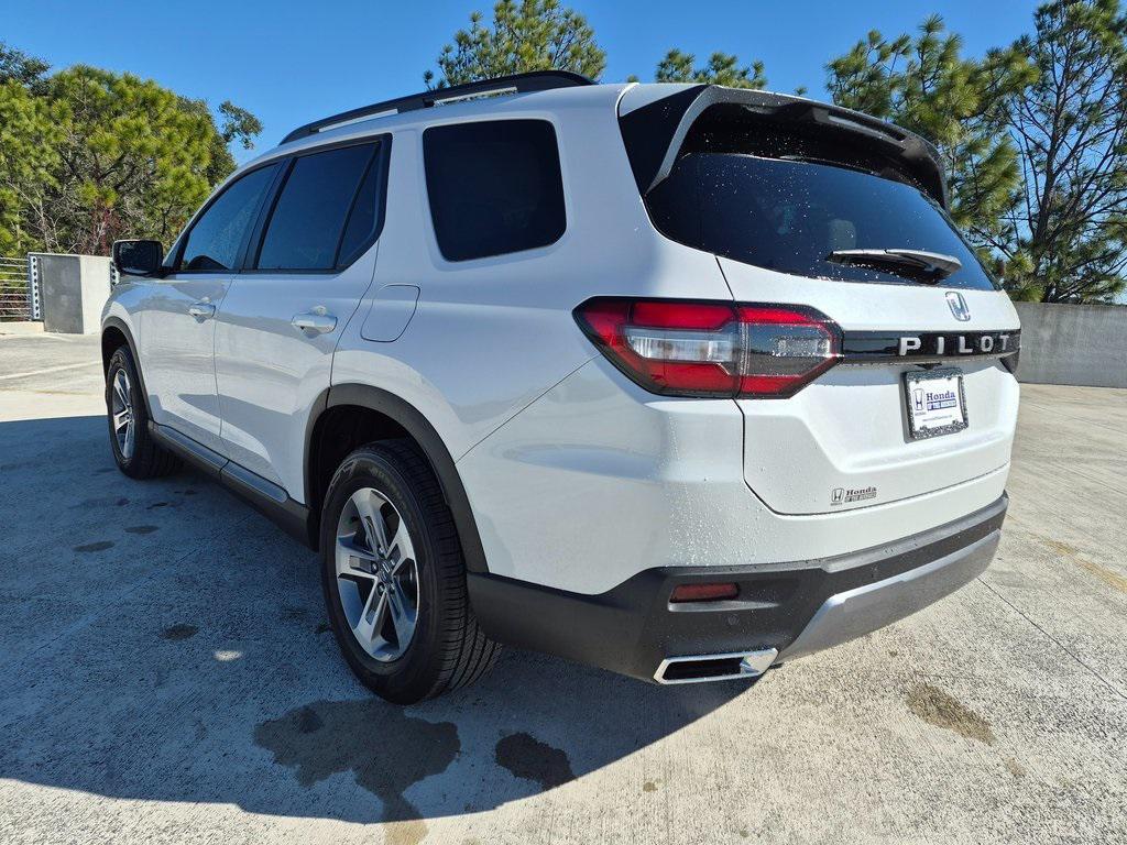 new 2026 Honda Pilot car, priced at $48,440