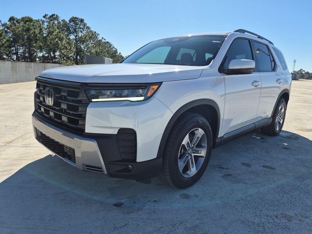 new 2026 Honda Pilot car, priced at $48,440
