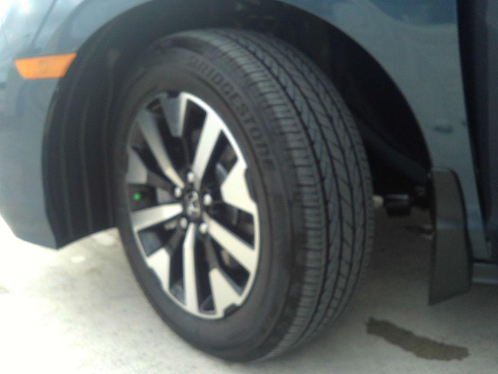 new 2026 Honda Odyssey car, priced at $41,967