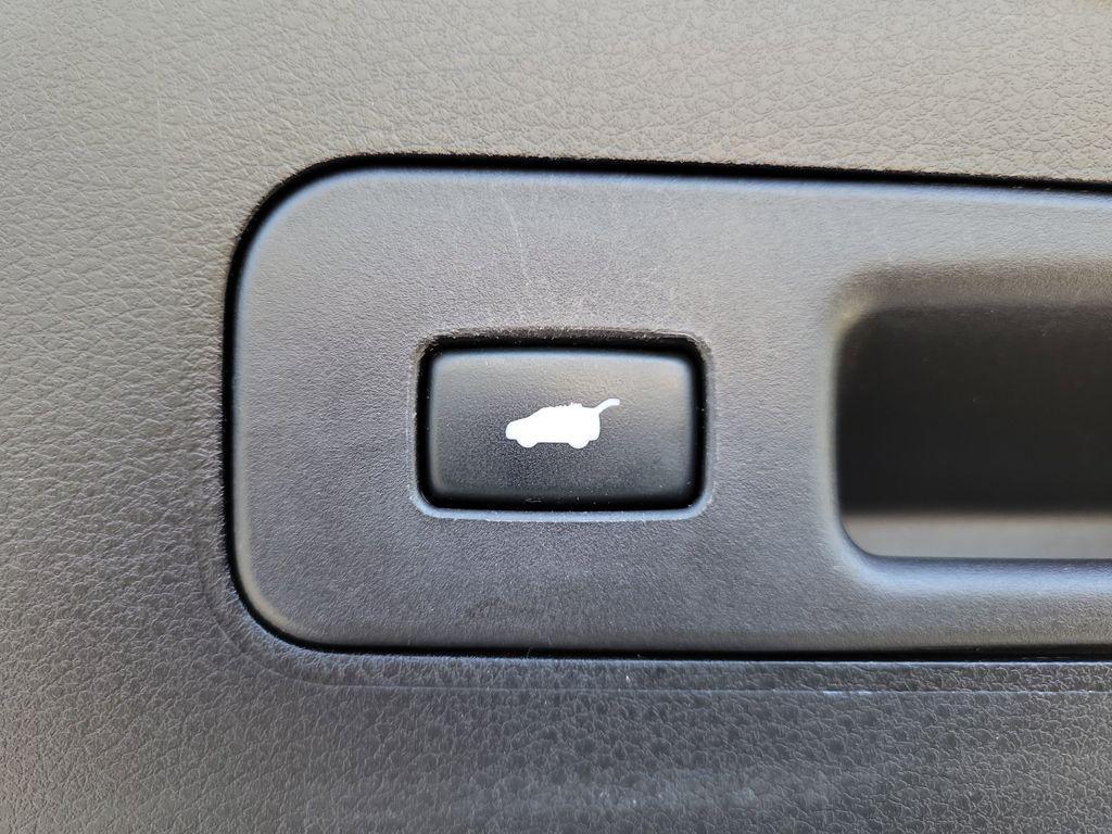 used 2017 Acura MDX car, priced at $17,341