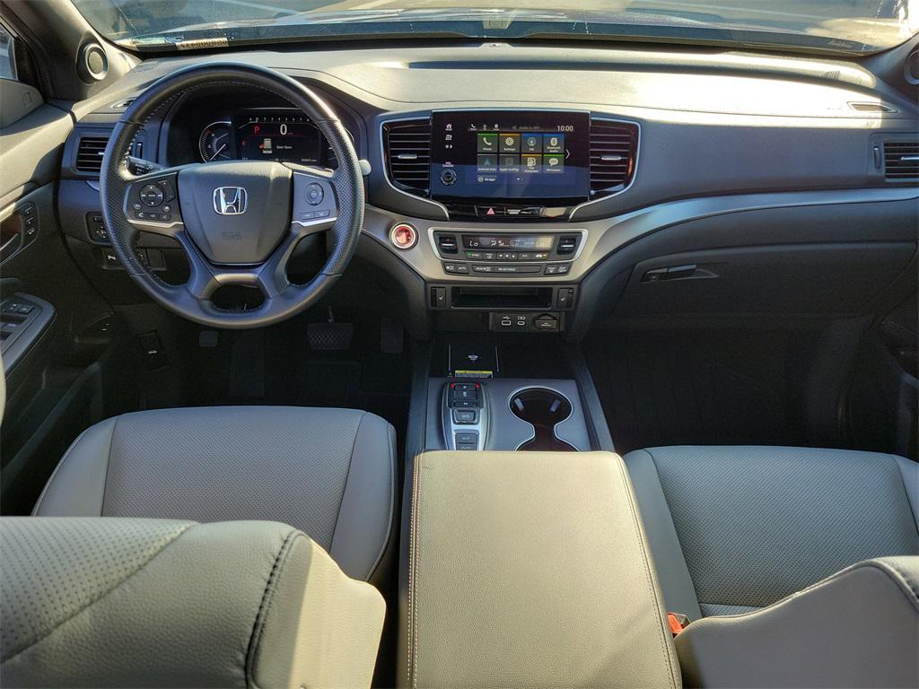 used 2025 Honda Passport car, priced at $35,201