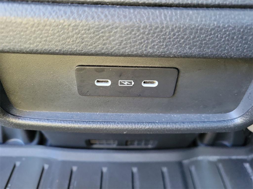 used 2025 Honda Passport car, priced at $35,201