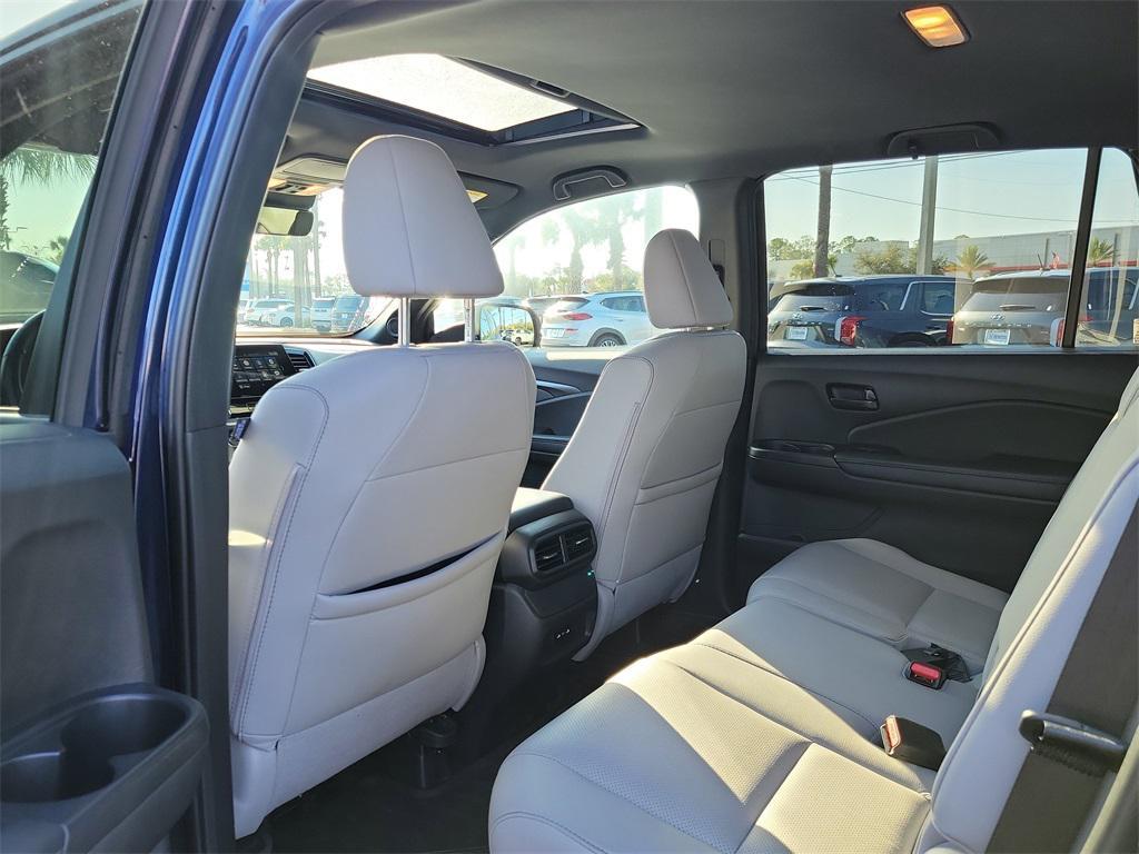 used 2025 Honda Passport car, priced at $35,201