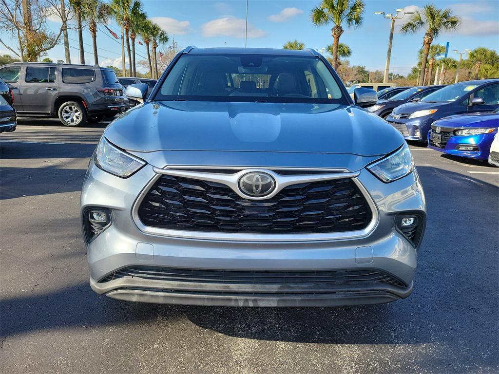 used 2020 Toyota Highlander car, priced at $24,501