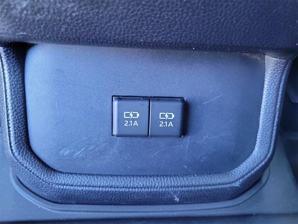 used 2020 Toyota Highlander car, priced at $24,501