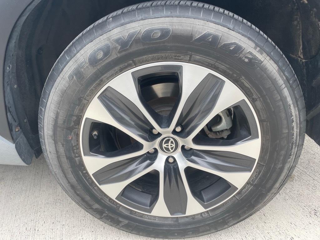 used 2020 Toyota Highlander car, priced at $25,477