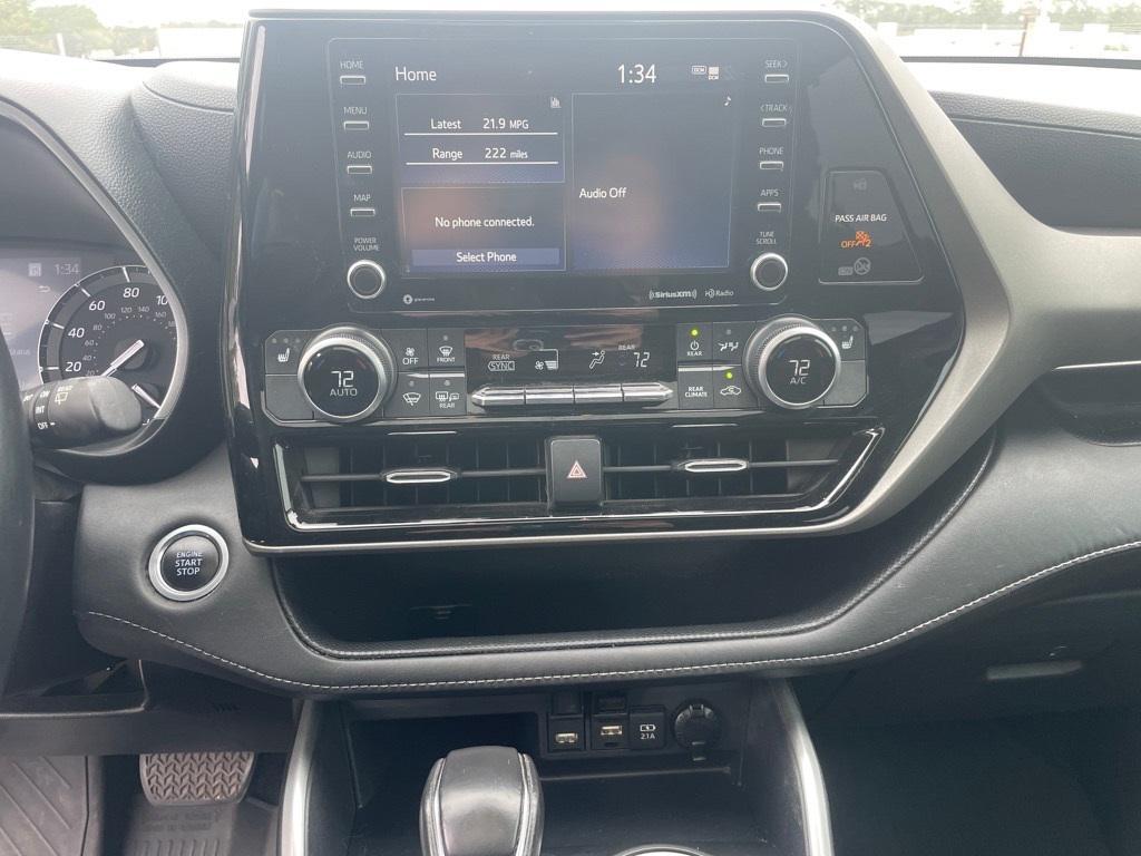 used 2020 Toyota Highlander car, priced at $25,477