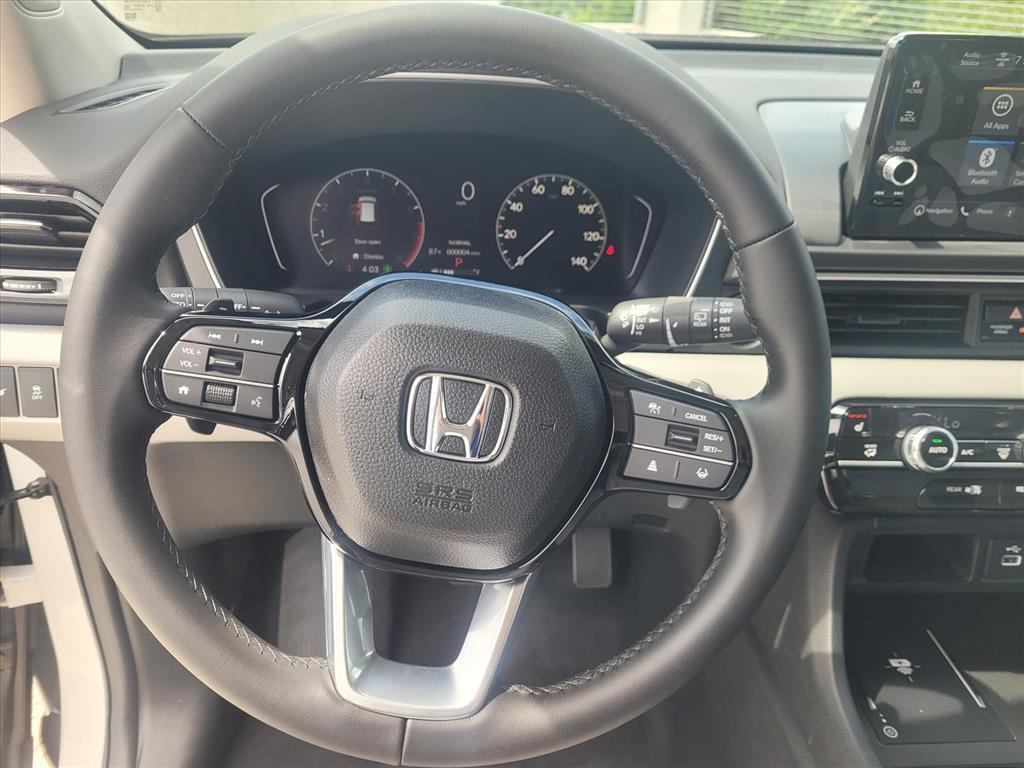 new 2025 Honda Pilot car, priced at $49,661