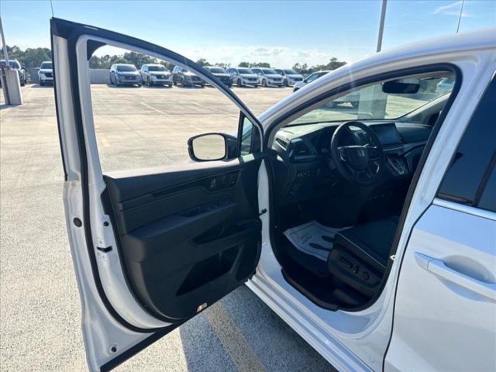 new 2026 Honda Odyssey car, priced at $51,373