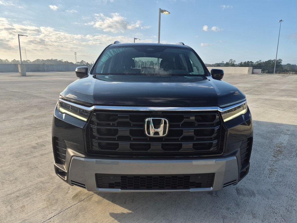 new 2026 Honda Pilot car, priced at $55,785