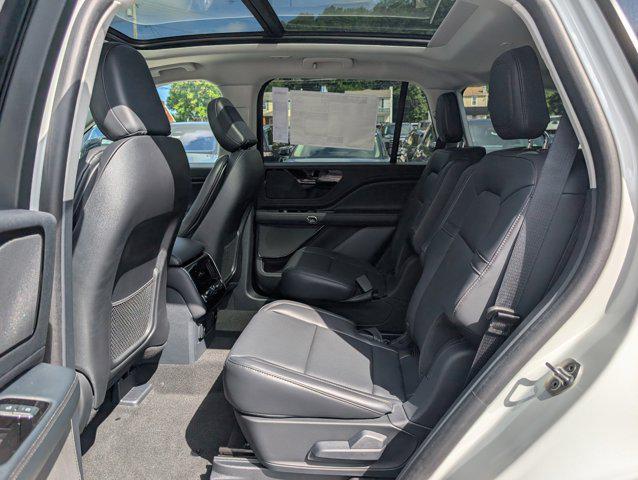 new 2025 Lincoln Aviator car