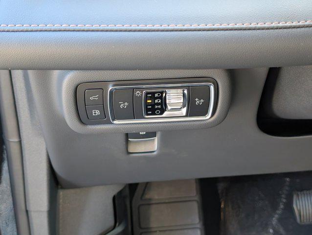 new 2026 Lincoln Nautilus car, priced at $57,062