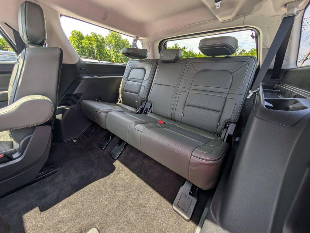 used 2022 Lincoln Navigator car, priced at $60,300