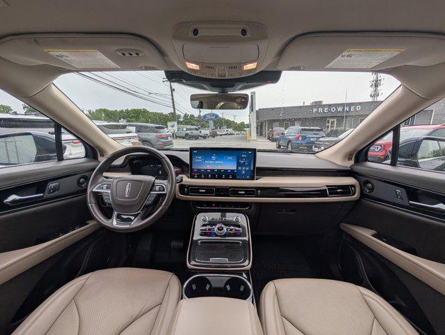 used 2022 Lincoln Nautilus car, priced at $35,800