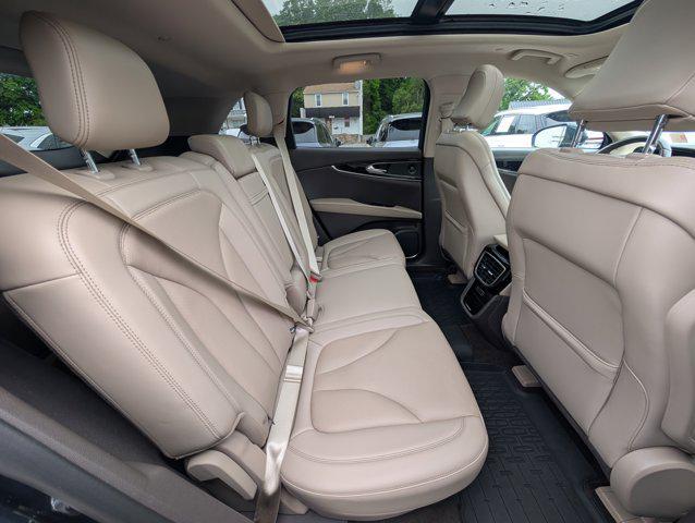 used 2022 Lincoln Nautilus car, priced at $35,800