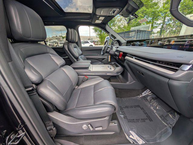 new 2026 Lincoln Navigator car, priced at $104,553