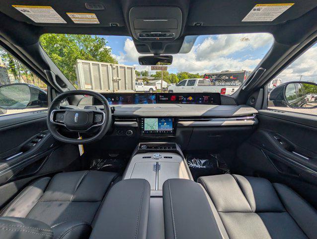 new 2026 Lincoln Navigator car, priced at $104,553
