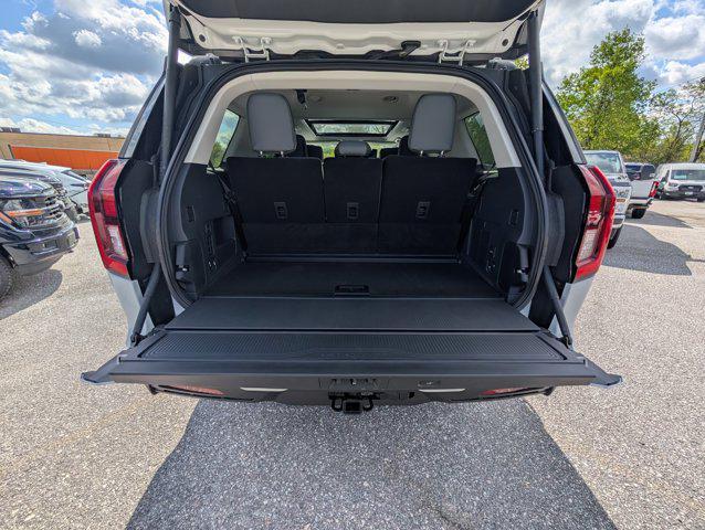 new 2026 Ford Expedition car, priced at $69,676