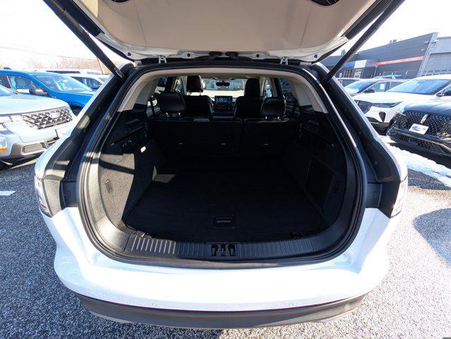 used 2021 Lincoln Nautilus car, priced at $28,000