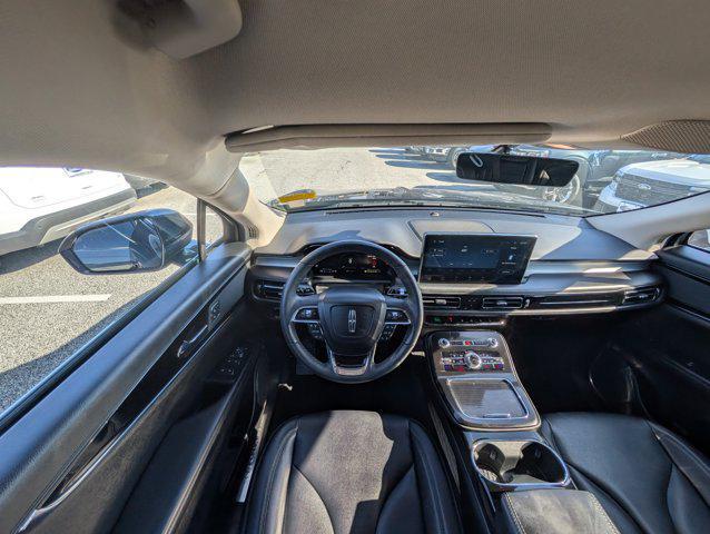 used 2022 Lincoln Nautilus car, priced at $24,250