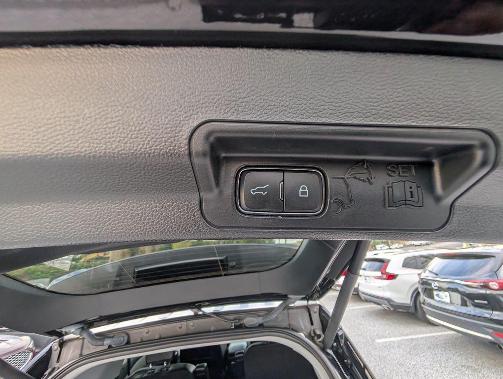 used 2022 Ford Explorer car, priced at $28,300