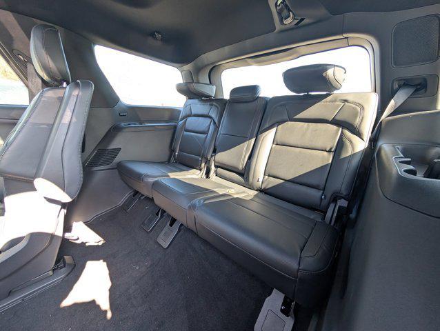 new 2026 Lincoln Navigator car, priced at $102,063