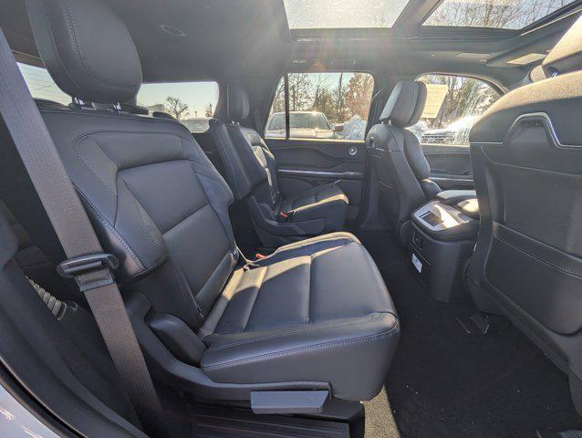 new 2026 Lincoln Navigator car, priced at $102,063