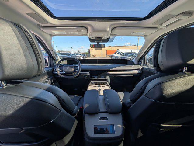 new 2025 Lincoln Navigator car, priced at $99,206