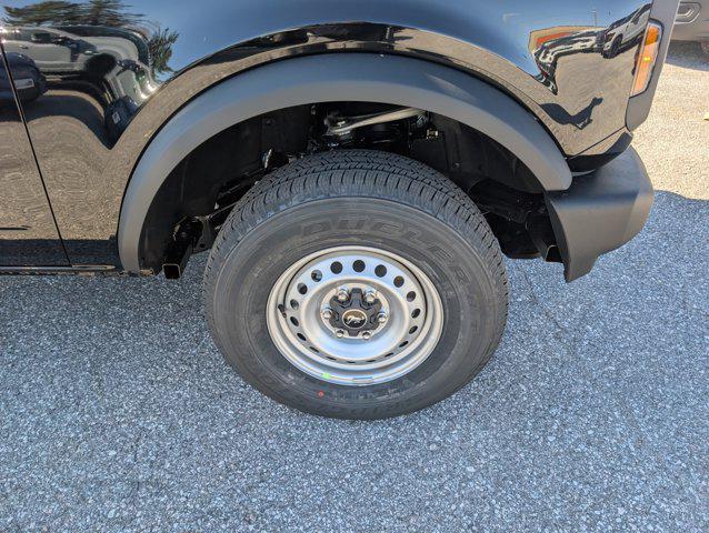 new 2025 Ford Bronco car, priced at $44,053