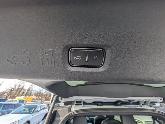 new 2026 Lincoln Navigator car, priced at $115,585