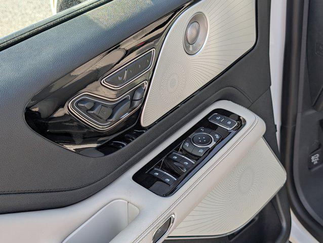 new 2026 Lincoln Aviator car, priced at $76,675