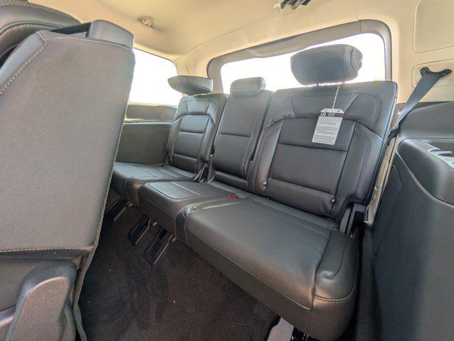 new 2025 Lincoln Navigator car, priced at $99,058