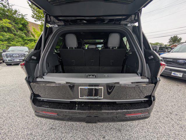 new 2026 Lincoln Navigator car, priced at $116,900
