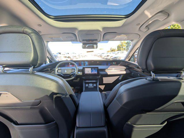 new 2026 Lincoln Nautilus car, priced at $59,827