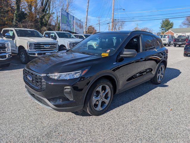 used 2025 Ford Escape car, priced at $24,400