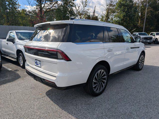 new 2025 Lincoln Navigator car, priced at $107,837
