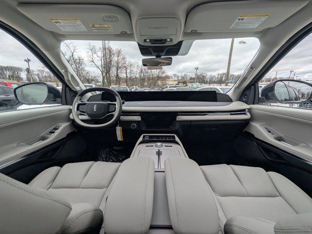 new 2025 Lincoln Navigator car, priced at $96,996