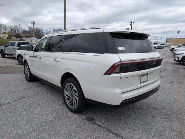 new 2025 Lincoln Navigator car, priced at $96,996