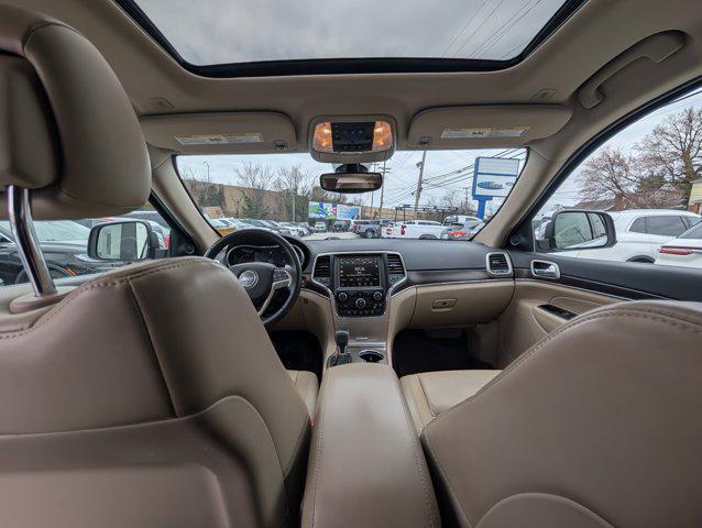used 2017 Jeep Grand Cherokee car, priced at $15,750