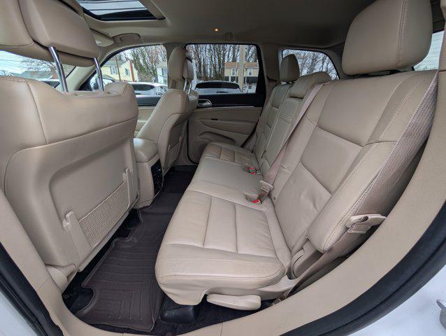 used 2017 Jeep Grand Cherokee car, priced at $15,750