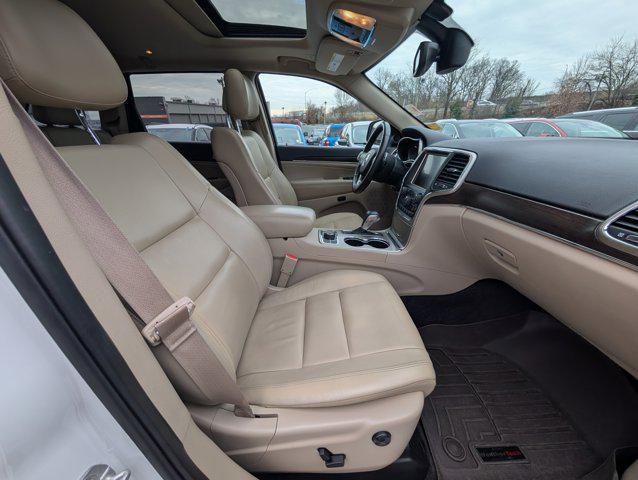 used 2017 Jeep Grand Cherokee car, priced at $15,750