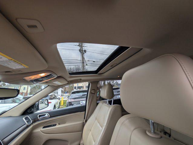 used 2017 Jeep Grand Cherokee car, priced at $15,750